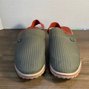 LL Bean Kids sandals